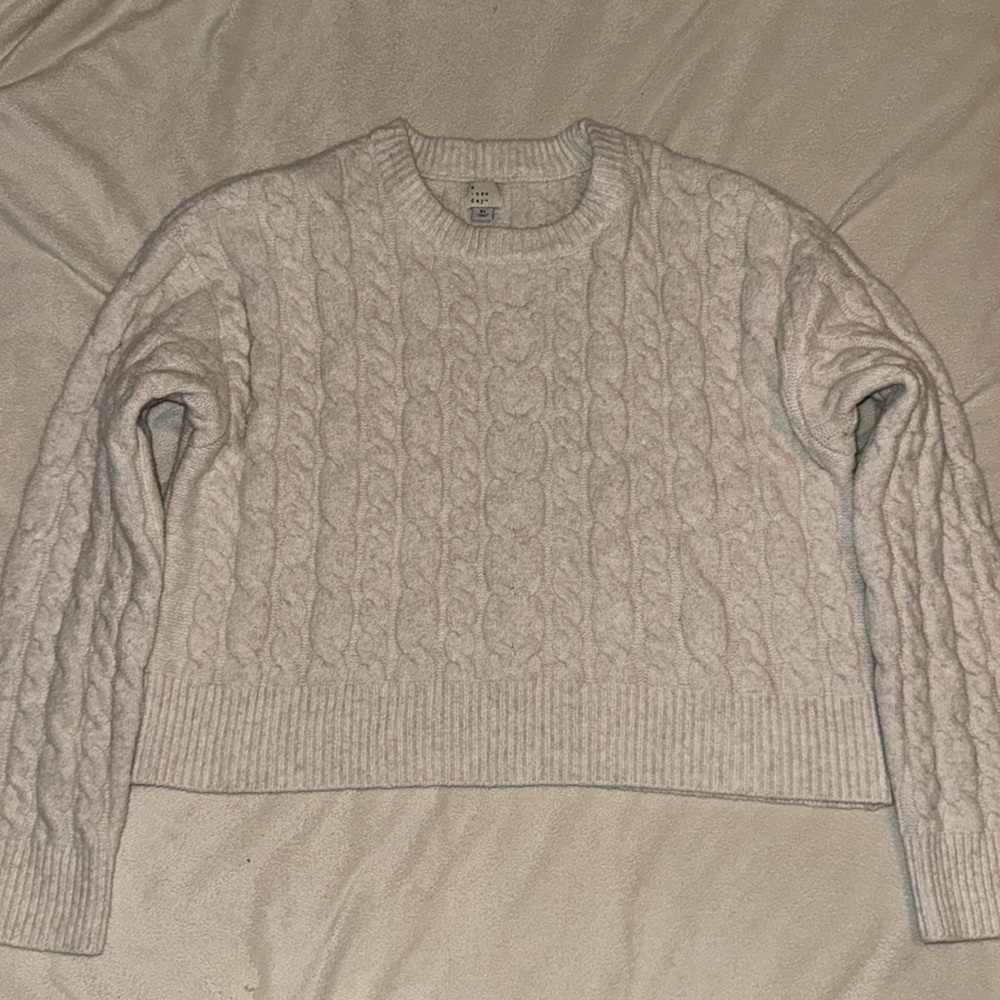 Crop sweater